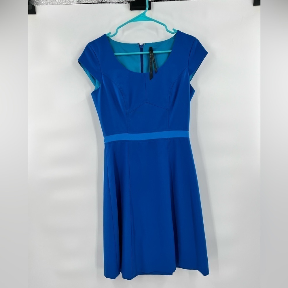 Andrew Marc blue short sleeve dress size 2